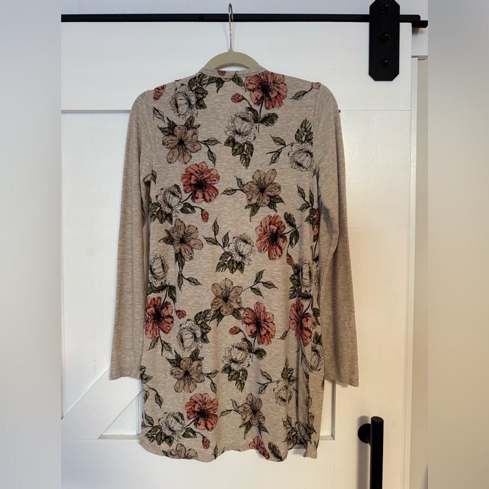 Grace & Lace long floral cardigan - Picture 10 of 15